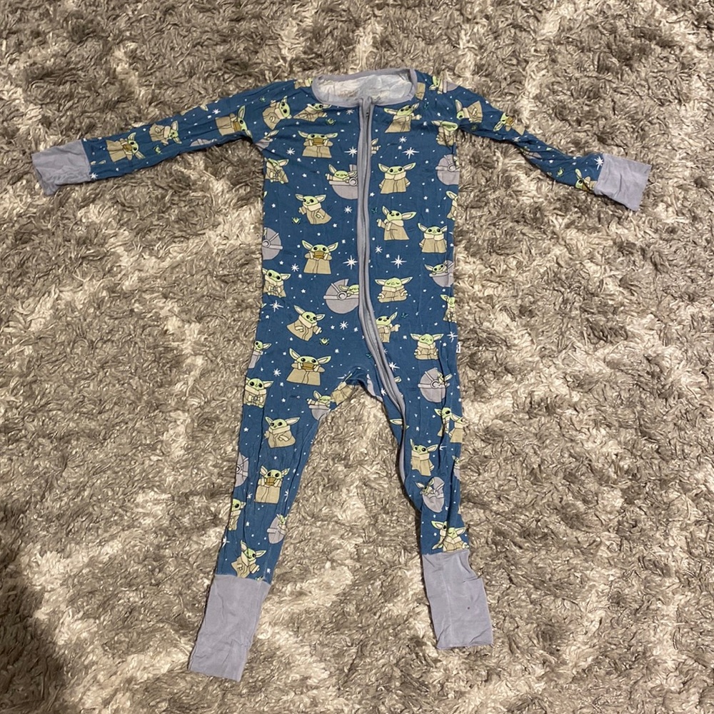Little sleepies zip up 2T - Star Wars